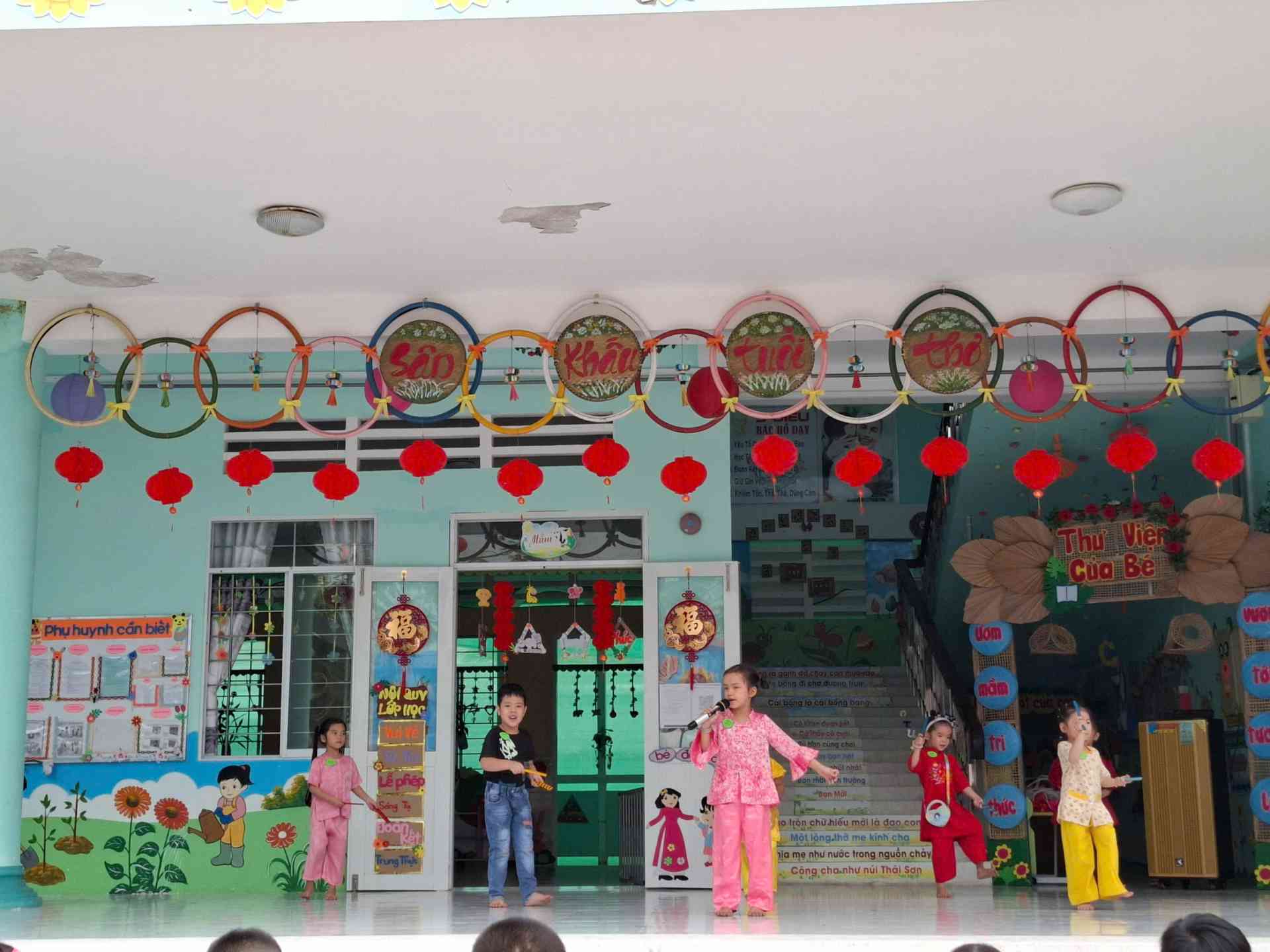 văn nghệ lá 3